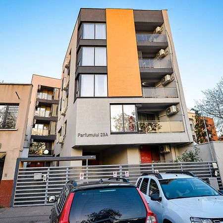 Pierre Cardin Deluxe Apartment With Terrace By Magniflex Bukarest Exteriör bild