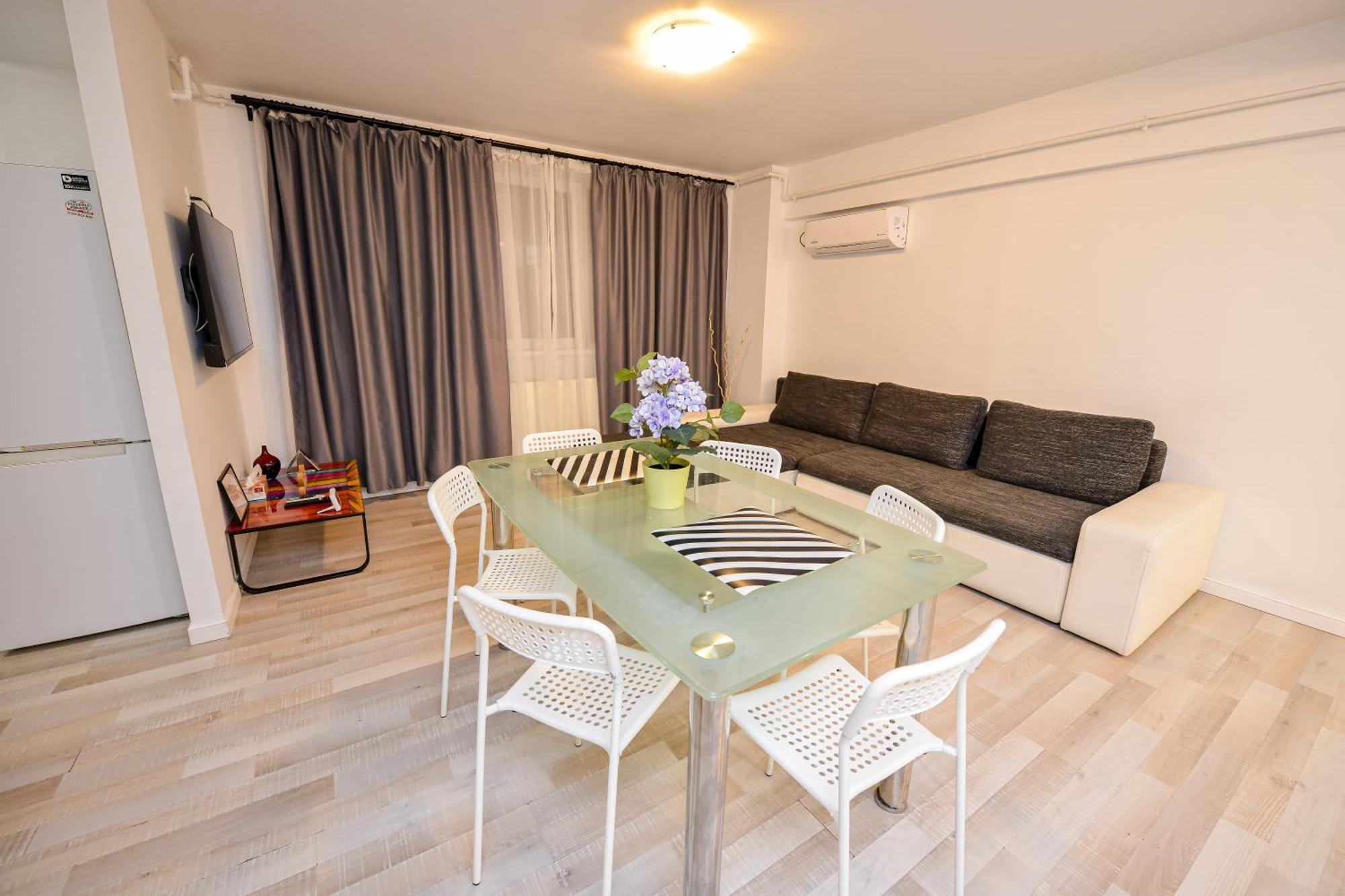 Pierre Cardin Deluxe Apartment With Terrace By Magniflex Bukarest Exteriör bild